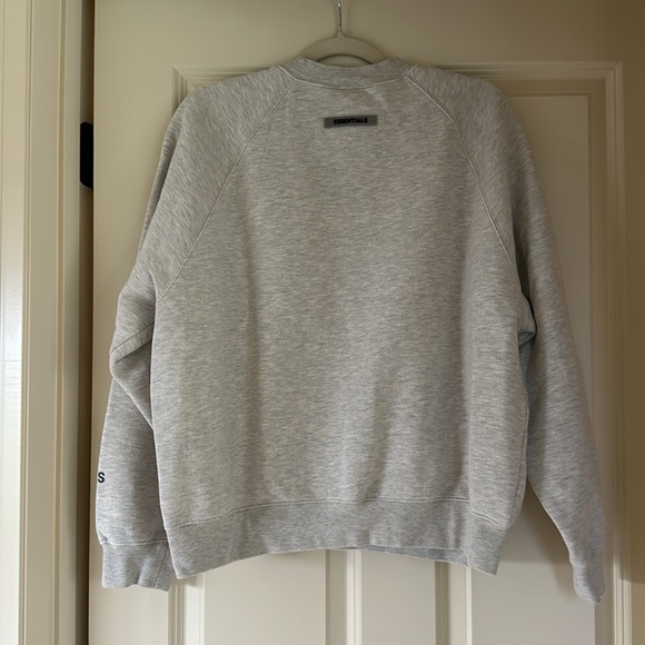 Fear of God Essentials Heather Oatmeal Crewneck - Picture 3 of 10